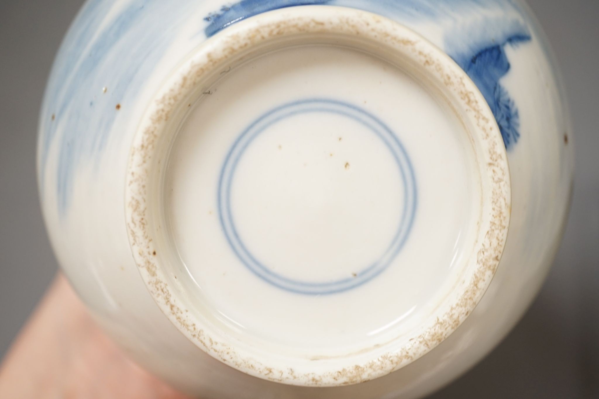 A 19th century Chinese blue and white bottle vase, 24cm